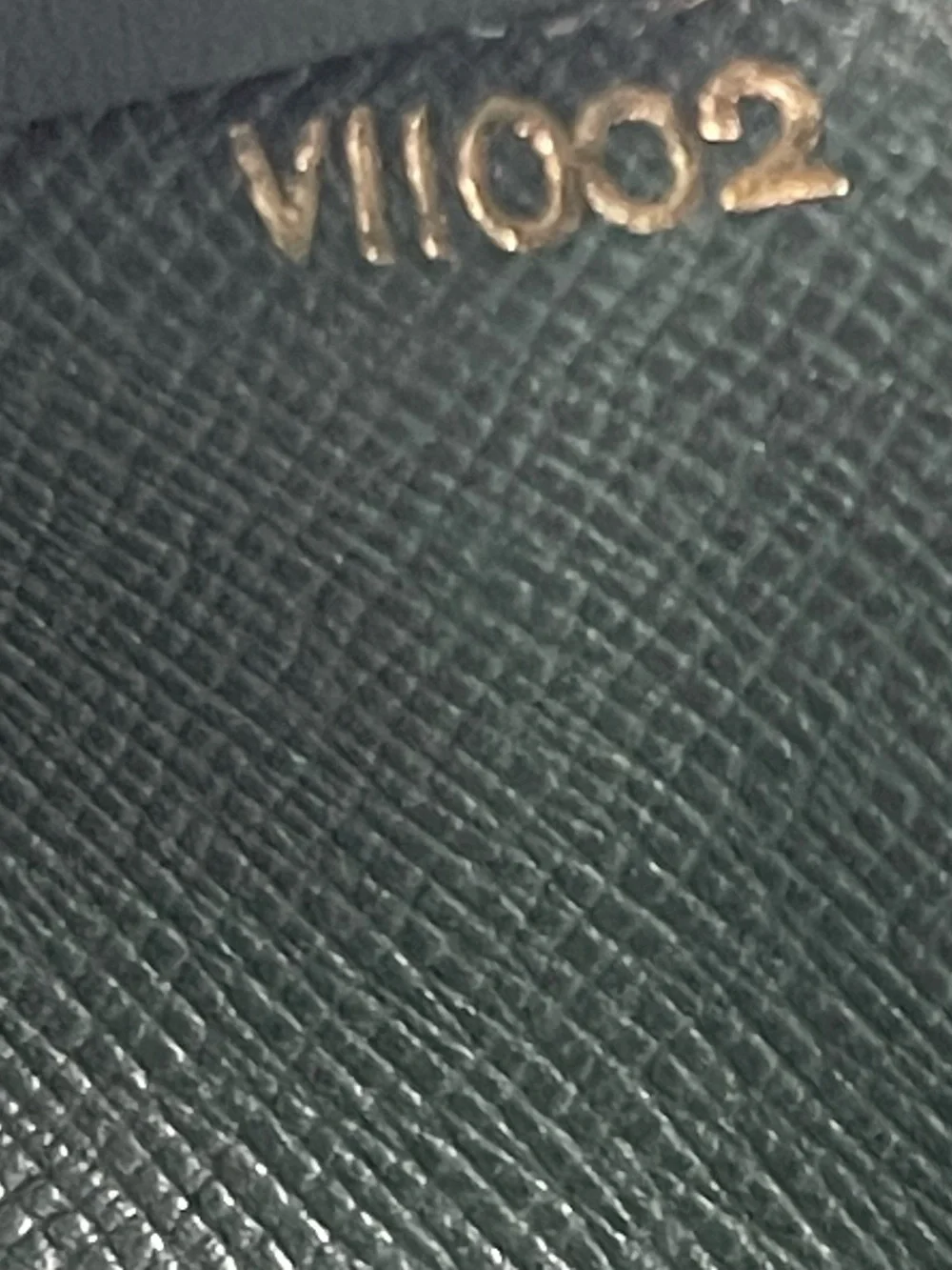 Louis Vuitton Taiga leather long bifold wallet with Box